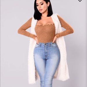 NWT Fashion Nova Fuzzy Fur Vest